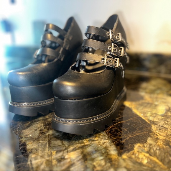 LAMODA Platform Wedge - Dolls Kill - Picture 3 of 3